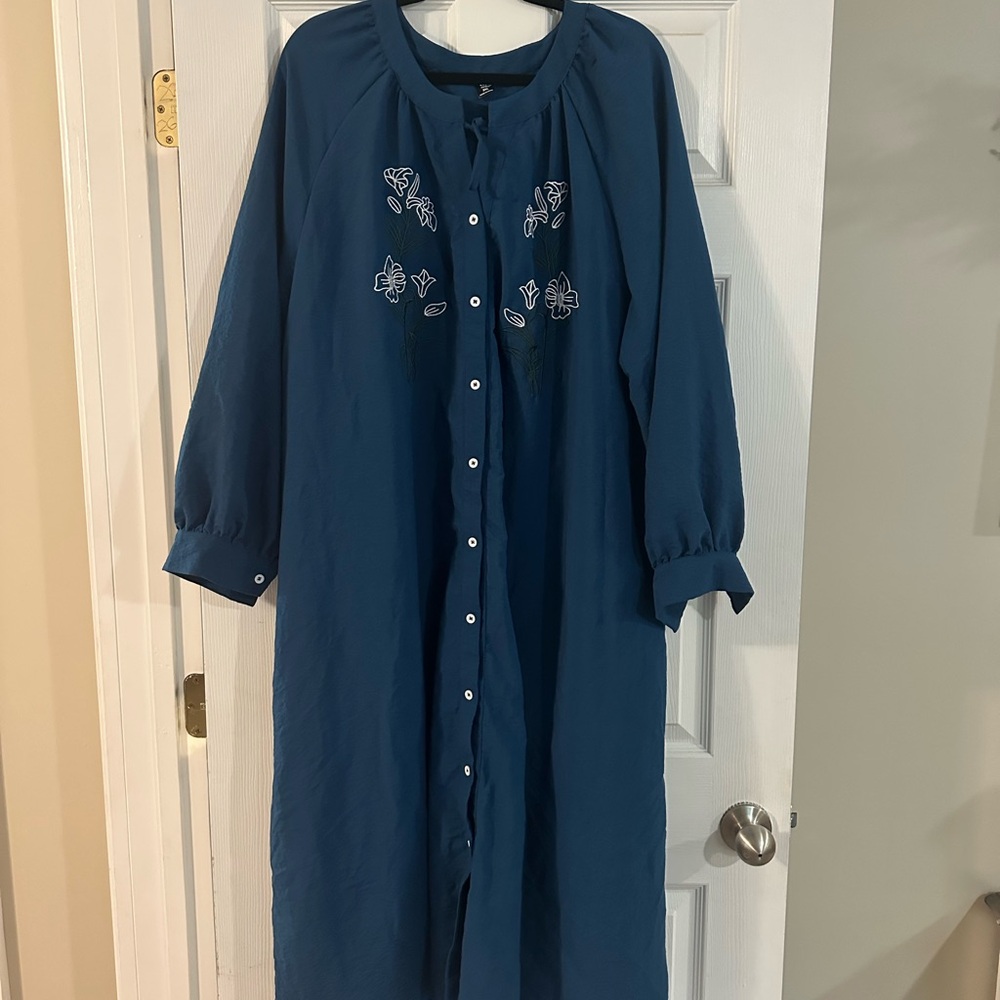 SHEIN Blue Long Sleeve Embroidered Dress